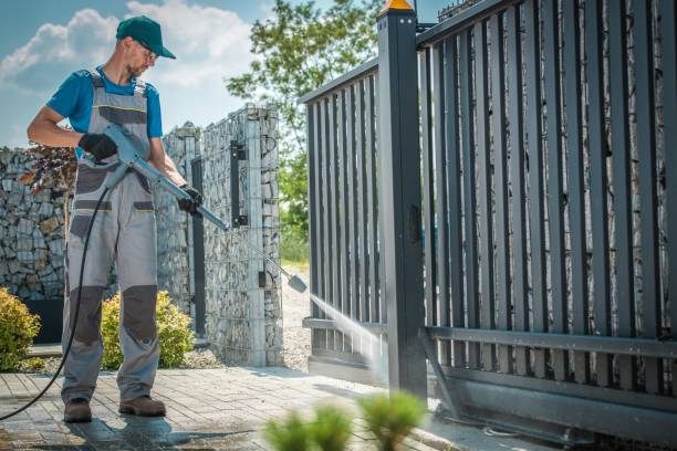 Best Sidewalk and Walkway Cleaning  in Atasdero, CA